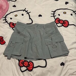 Grey mini skirt